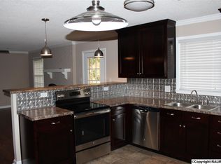 1505 Chadwell St SW, Decatur, AL 35601