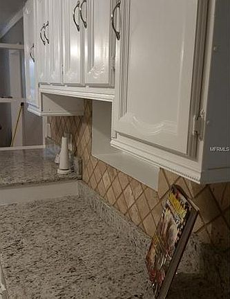 4th image of 423 Mercado Ave