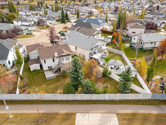 3rd image of 2864 37c Ave NW