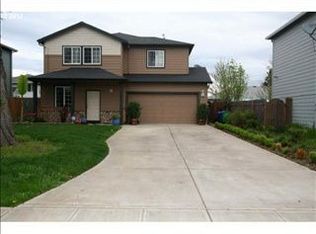17233 SE Sherman St, Portland, OR 97233