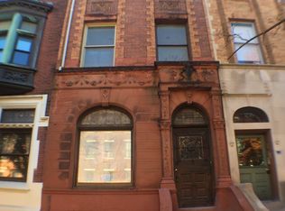 1736 Green St #2, Philadelphia, PA 19130