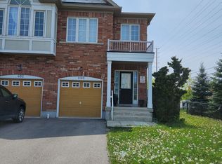 680 Courtney Valley Rd, Mississauga, ON L5V 0C3