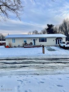 220 Ash Cir, Davisville, WV, 26142