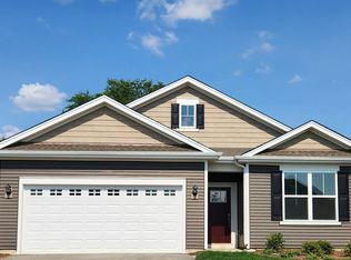 808 Plateau Dr, Pingree Grove, IL 60140