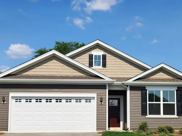 808 Plateau Dr, Pingree Grove, IL 60140