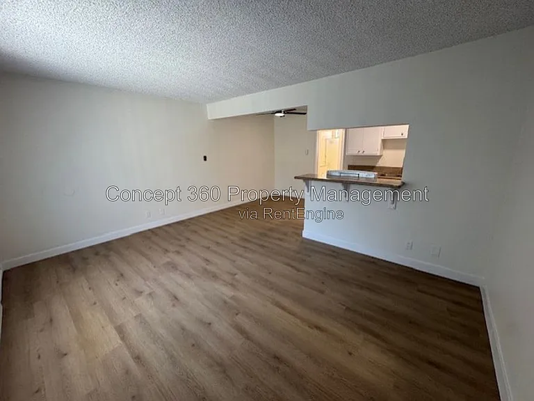 1021 Ohio Ave #7 — Photo 13