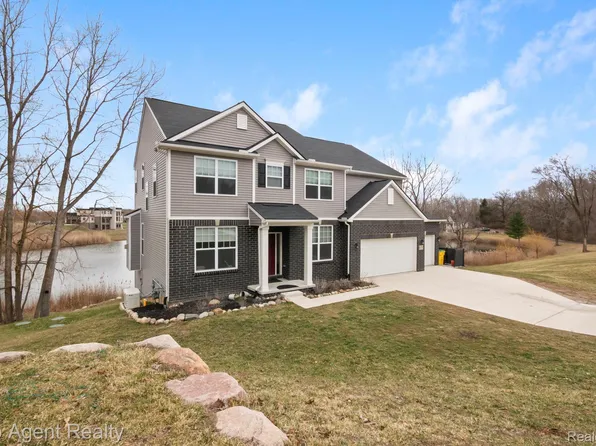 63770 Dequindre Rd, Washington, MI 48095