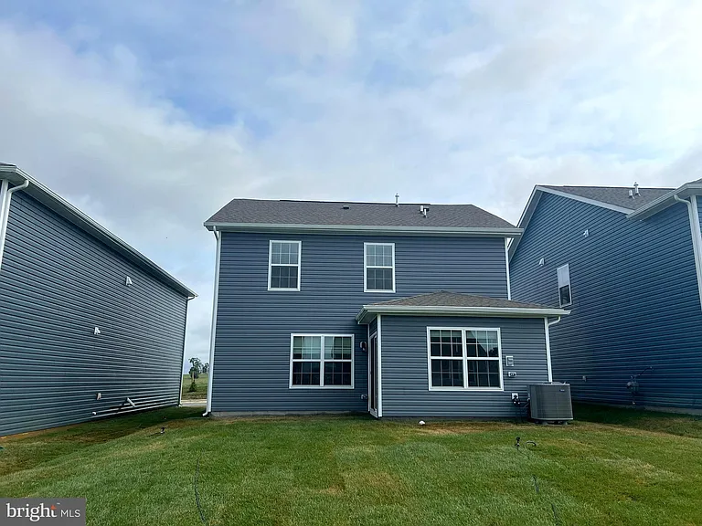 180 Hamstead Dr — Photo 23