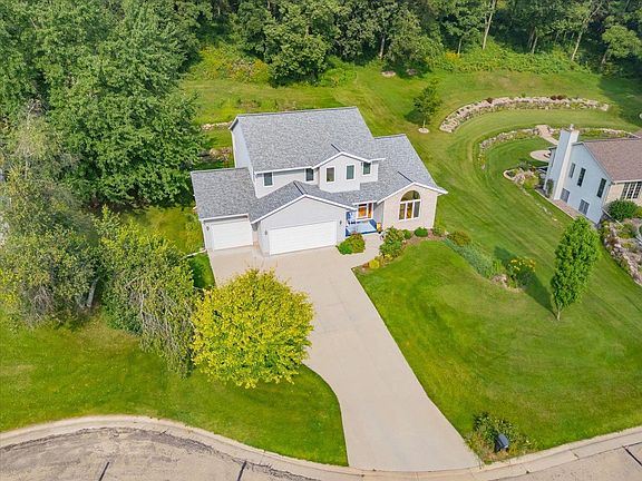 3rd image of 2057 Glacier Cir