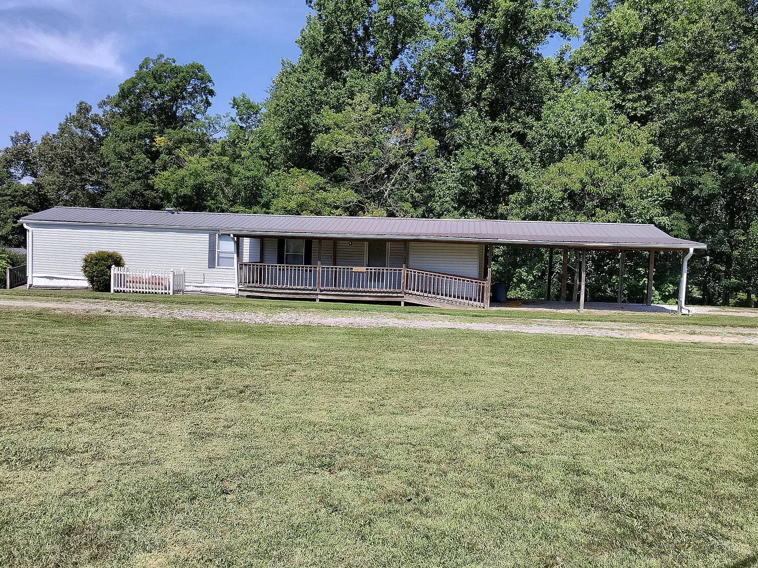 2 bed, 924 sqft, $1,175 — Photo 1
