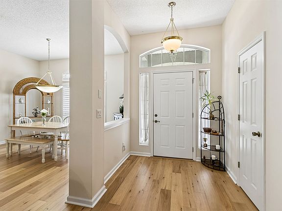 5th image of 1923 Sea Oats Ave