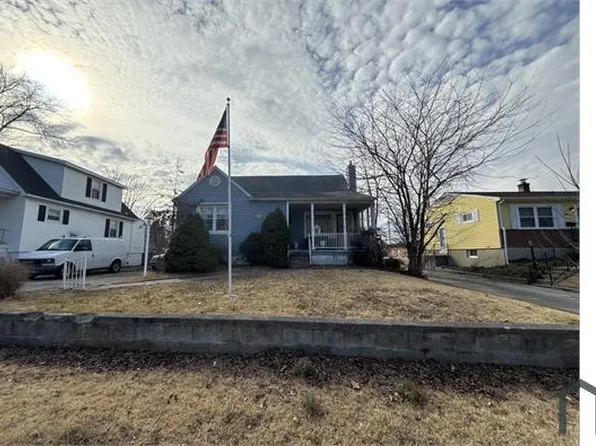 8008 Harris Ave, Baltimore, MD 21234