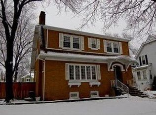 6826 N Oleander Ave, Chicago, IL 60631