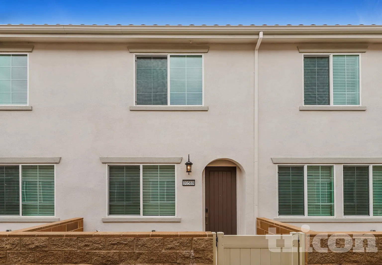 10568 Vina Court Elk Grove CA — Photo 1