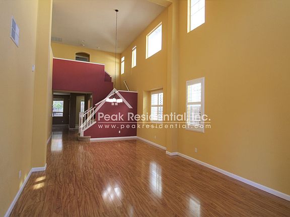 3rd image of 400 Barnhart Cir