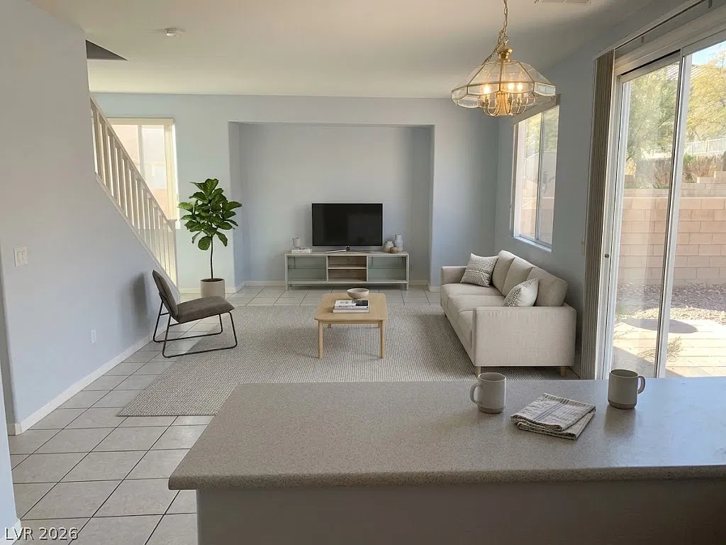 3 bed, 2.5 bath, 1595 sqft, $1,850 — Photo 2