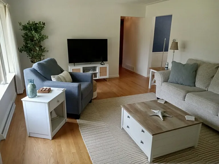 Home Ave — Photo 12