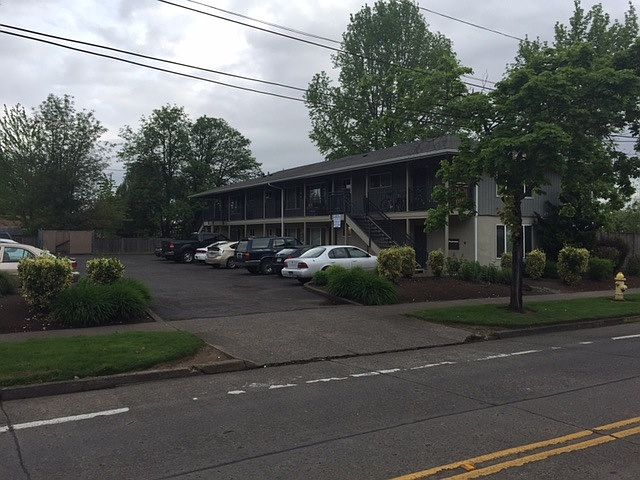 2nd image of 195 E 24th Ave APT 12