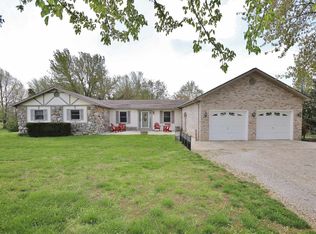 1911 W Kelly Rd, Boonville, IN 47601