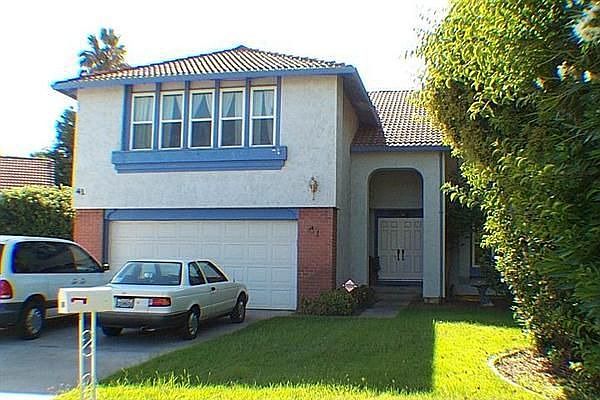 2nd image of 41 Club House Way