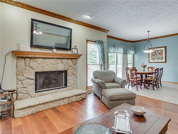 5th image of 3090 Drexmore Dr