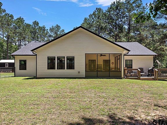 4th image of 130 County Road 2615