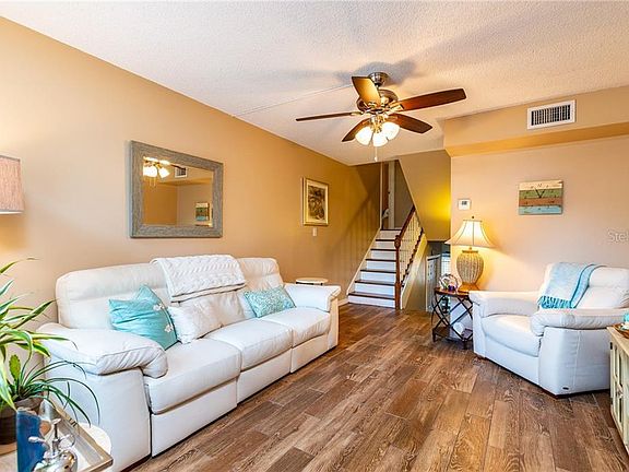 2nd image of 4235 La Sorrento Ct