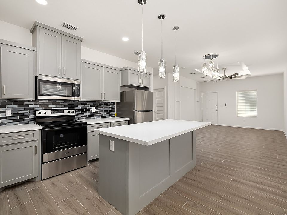 1st image of 2201 E Viviana St #4