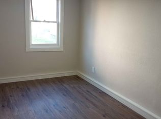 363 S Capitol St #4A, Pekin, IL 61554