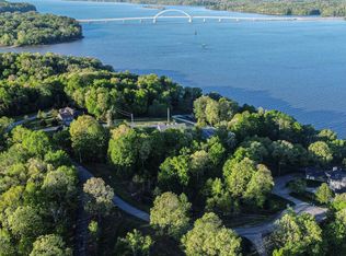 30 Malcolms Point Rd, Cadiz, KY 42211