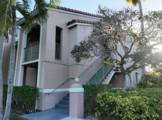 12118 Saint Andrews Pl APT 207, Hollywood, FL 33025