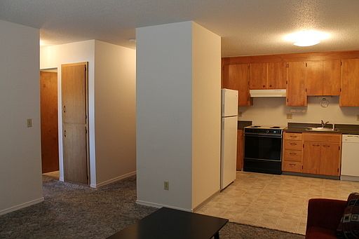 1st image of 1501 N Glen Dr APT 3