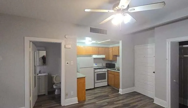 515 W Missouri Ave #7 — Photo 4