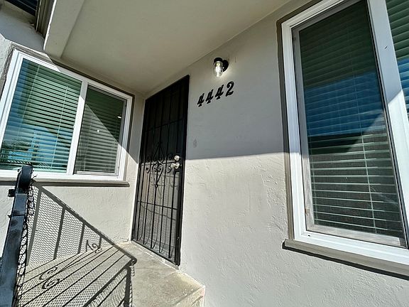 3rd image of 4442 Menlo Ave #0