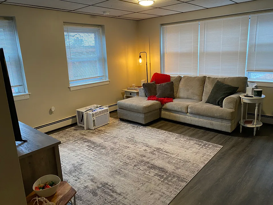 12 N Elm St #7