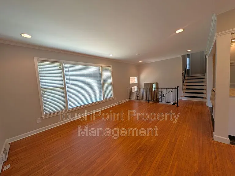 6724 Sunview Dr — Photo 7