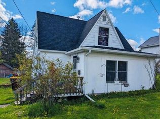 419 Johnson St, Ionia, MI