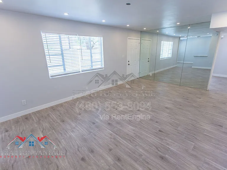 2912 W Butler Dr — Photo 13