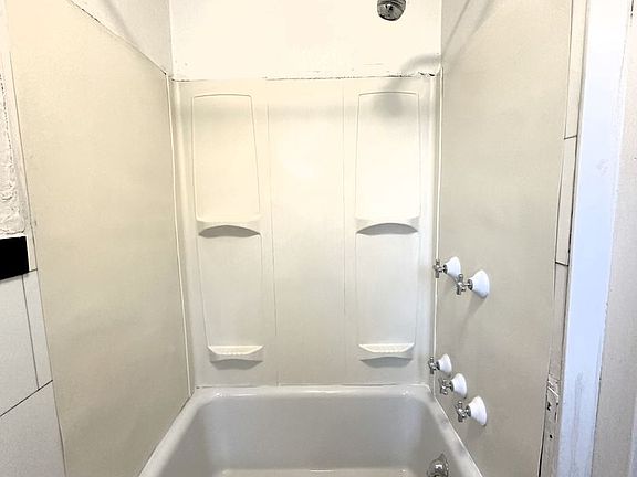 5th image of 5622 Stanton Ave APT 5