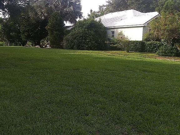 5th image of Silk Oak Dr
