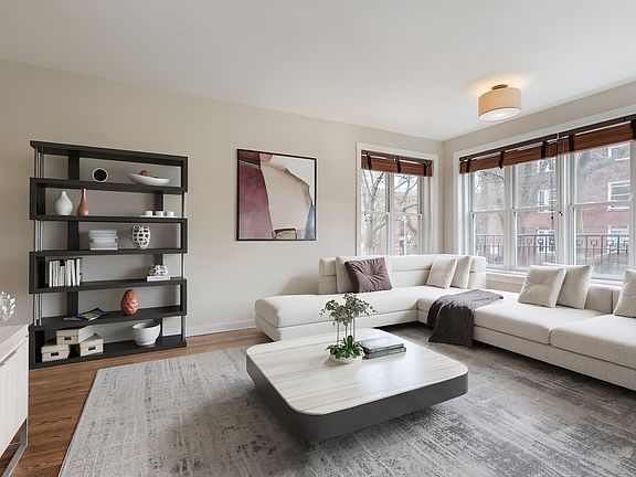 4th image of 1408 W Argyle St APT 1W