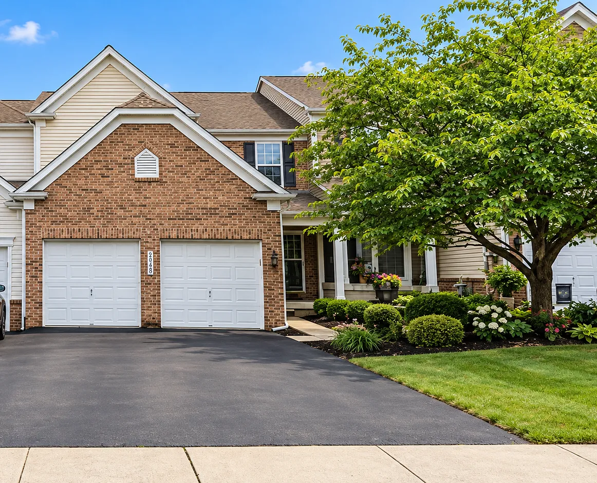 3 bed, 2.5 bath, 2386 sqft, $2,700 — Photo 1