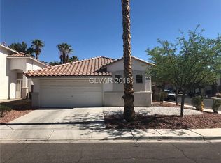 9876 Pioneer Ave, Las Vegas, NV 89117