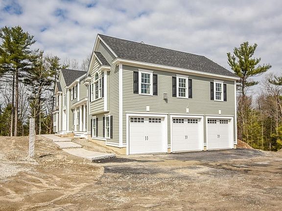 3rd image of 16 Saint Augustine Dr