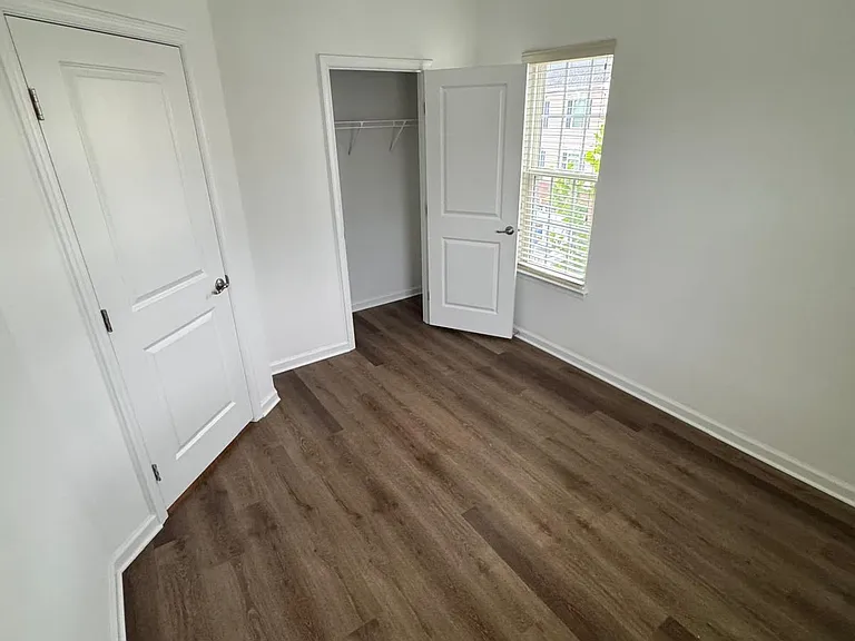 19501 Vaughn Landing Dr — Photo 20