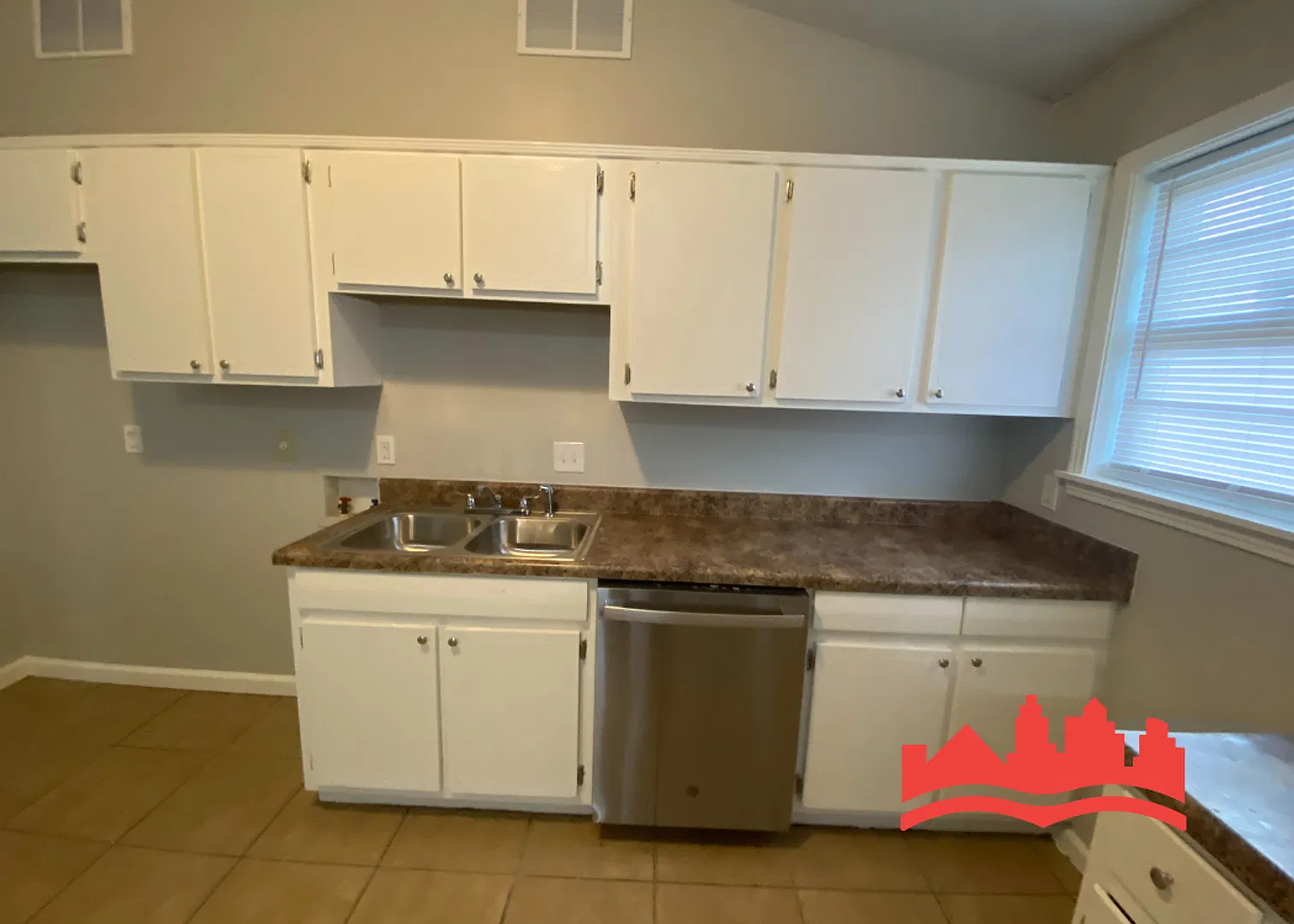 Welcome to 3459 Boxdale Street! — Photo 4