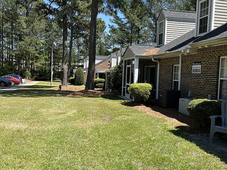 Quail Hill and Manchester Apartments of Fuquay-Varina — Photo 2