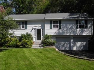 18 Ivy Ln, Andover, MA 01810