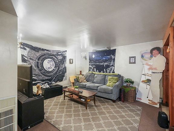 2nd image of 1407-1409-1411 N Main St #Basement