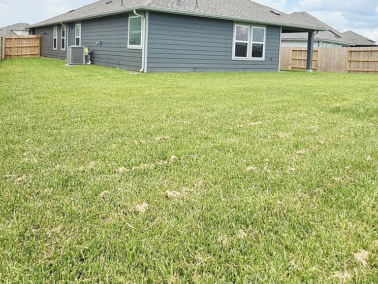 1402 Copeland Dr — Photo 15